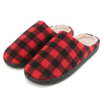 Men’s Plaid Slide-on House Slippers – Large (10-11) – Red and Black