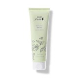 100% Pure Green Tea SPF 30