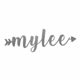 Personalized Calligraphy Name-in-Arrow Metal Sign – 16″