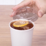 Karat 90mm PET Plastic Strawless Sipper Lids – 1,000 pcs