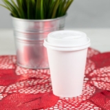 Karat 80mm PP Sipper Dome Lid for 8oz Paper Hot Cup, White – 1,000 pcs