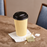 Karat 90mm Sipper Dome Lid for 10-24oz Hot Cups, Black – 1,000 pcs